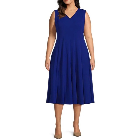NWT Calvin Klein 16W Plus Size Sleeveless V-Neck Scuba Crepe Fit & Flare Dress - Picture 1 of 8